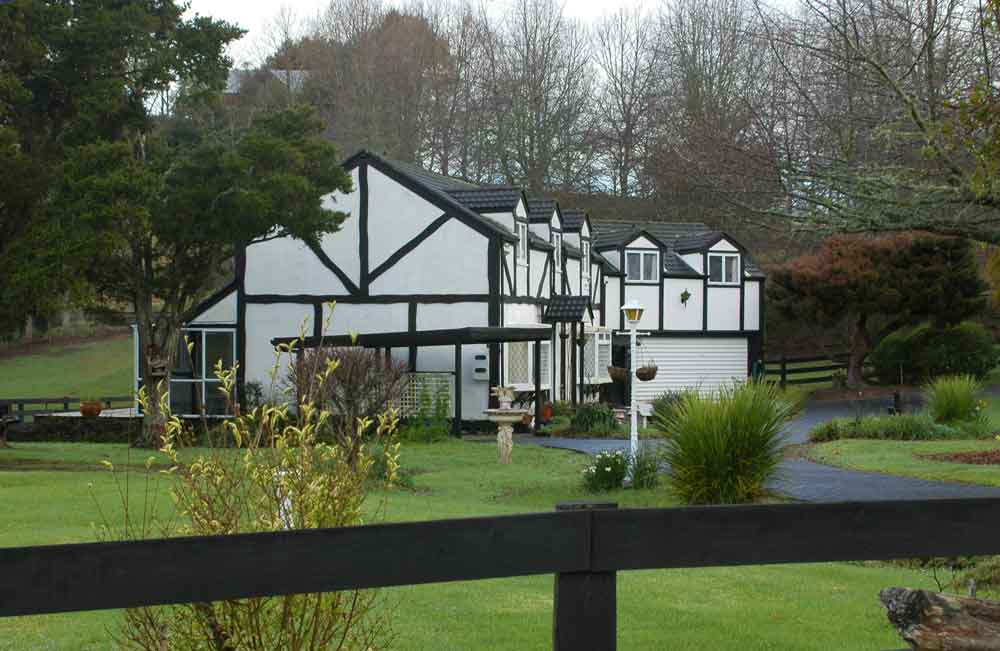 34 - Nueva Zelanda - Puhoi, casa
